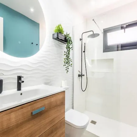 Apartment Modern Balcony House - Solarium Terrace - Parking *